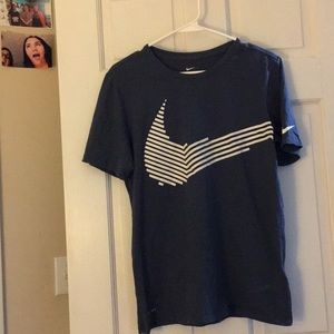 Nike t-shirt